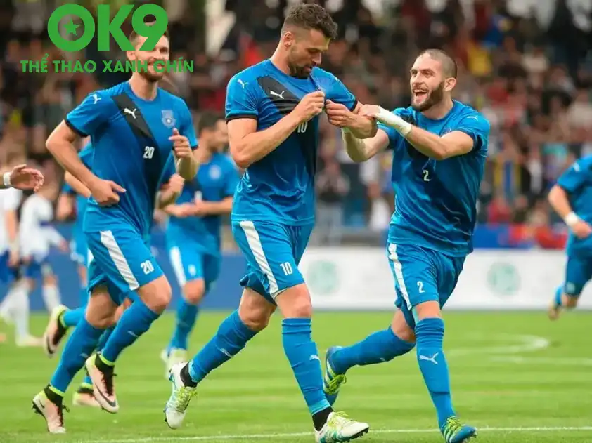 Kosovo tập trung vào phòng ngự phản công (Ảnh: ESPN) Kosovo tập trung vào phòng ngự phản công (Ảnh: ESPN)